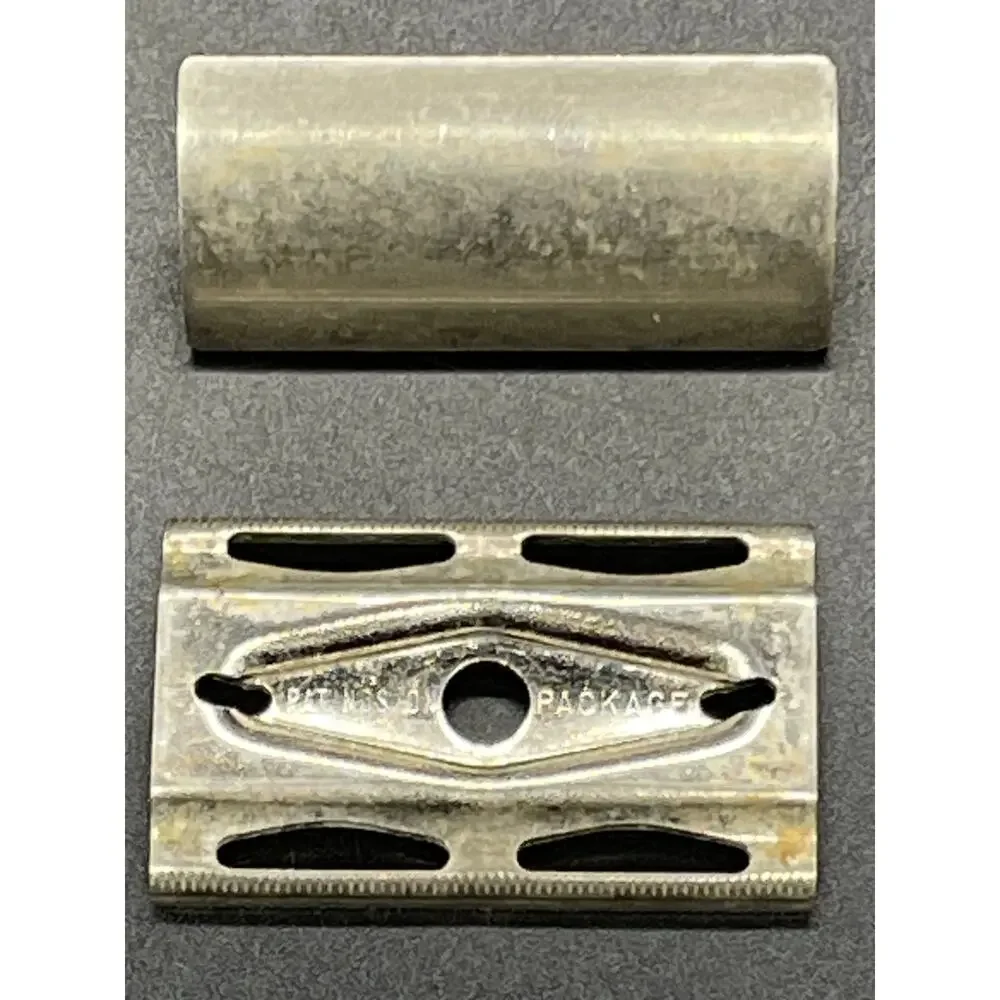 Vintage 1940's Fat Handle Gillette Double Edge Safety Razor *See Photos for Cond